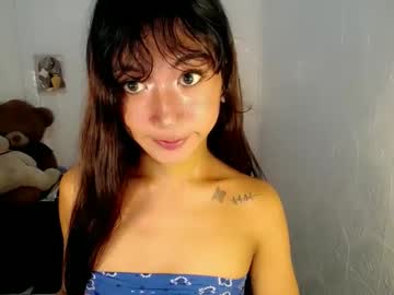 Asianbarbie05 Chaturbate stream image from December 21, 2024