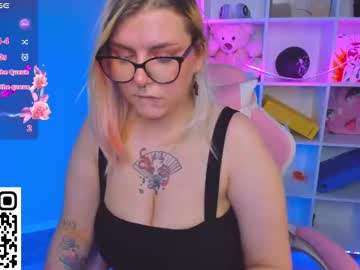 Harleysnake Chaturbate stream image from December 21, 2024