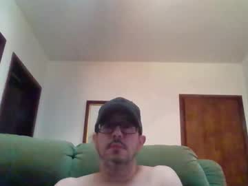 Lukz88bigcock Chaturbate stream image from December 21, 2024