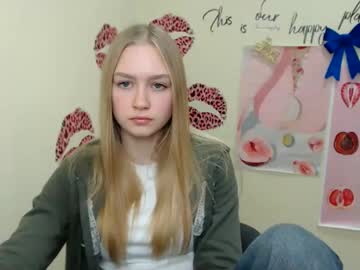 _Mademoiselle_E Chaturbate stream image from December 21, 2024