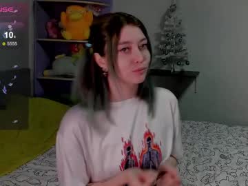 Yuinikaa_ Chaturbate stream image from December 21, 2024