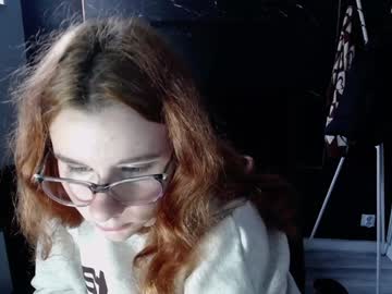Littleviki_ Chaturbate stream image from December 21, 2024