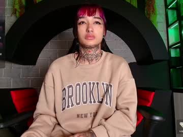 Sharaross Chaturbate stream image from December 21, 2024
