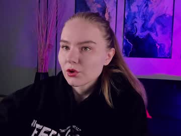 Valerieviolette Chaturbate stream image from December 21, 2024