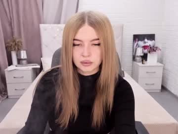 Violettaotis Chaturbate stream image from December 21, 2024
