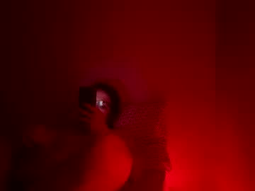 Goldengun10 Chaturbate stream image from December 21, 2024