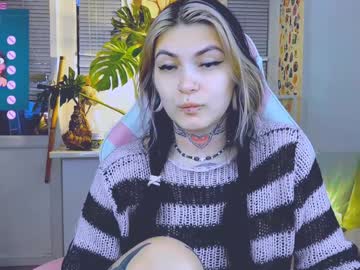 Jelyaa Chaturbate stream image from December 21, 2024