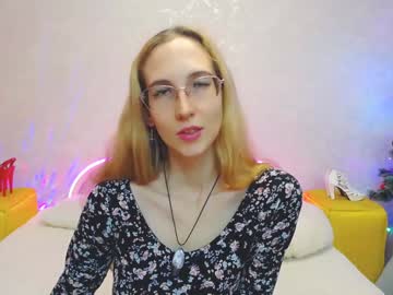 Klaryevans Chaturbate stream image from December 21, 2024