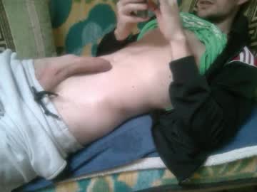 Krissifitboy_Xxx Chaturbate stream image from December 21, 2024