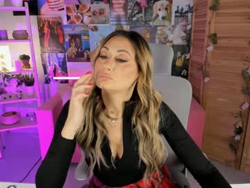 Sarahholly Chaturbate stream image from December 21, 2024