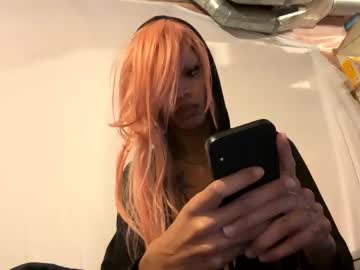 Superstarseed Chaturbate stream image from December 21, 2024