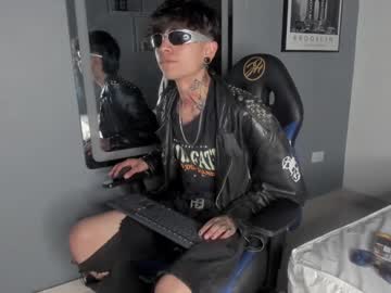 Acidmilo Chaturbate stream image from December 21, 2024