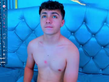 Aron__Cooper Chaturbate stream image from December 21, 2024