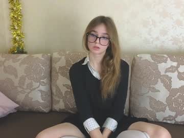 Divaolive Chaturbate stream image from December 21, 2024