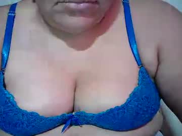 Karolbb Chaturbate stream image from December 21, 2024