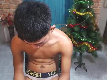 Naughtyboyzyrell Chaturbate stream image from December 21, 2024