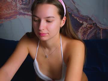 Sweet__Kitty__11 Chaturbate stream image from December 21, 2024