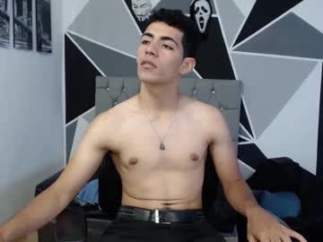 _1luke Chaturbate stream image from December 21, 2024