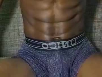 1998dino Chaturbate stream image from December 21, 2024