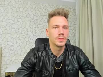 Mateobenjamin Chaturbate stream image from December 21, 2024