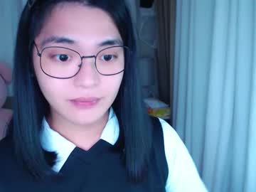 Zhaviahale Chaturbate stream image from December 21, 2024