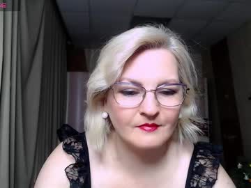 Blondebrilliant Chaturbate stream image from December 21, 2024