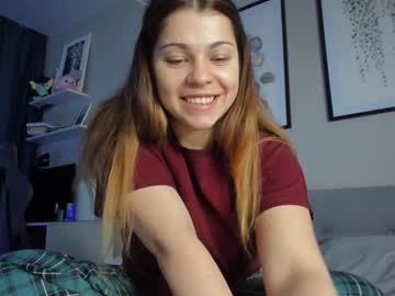 Hot_Chill__ Chaturbate stream image from December 21, 2024
