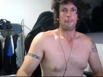 Kinkybinerd Chaturbate stream image from December 21, 2024