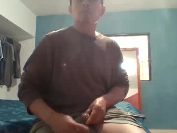 Latinbigdick2 Chaturbate stream image from December 21, 2024