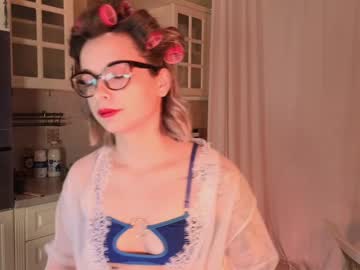 Uwu_Vi Chaturbate stream image from December 21, 2024
