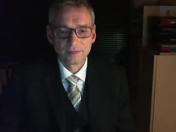 Wetsuitedman Chaturbate stream image from December 21, 2024