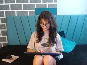 Emily__Colliins Chaturbate stream image from December 21, 2024