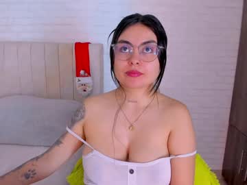 Evelyn_Candy Chaturbate stream image from December 21, 2024