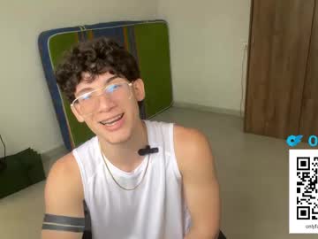 Kisan_Smith Chaturbate stream image from December 21, 2024