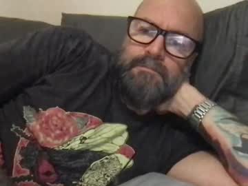 Pleasesitonmycock Chaturbate stream image from December 21, 2024