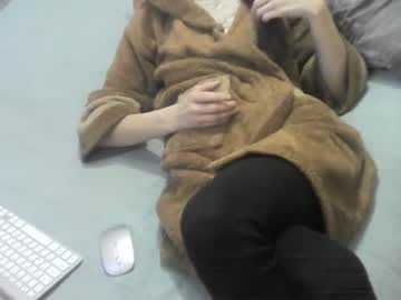 Wolfxsnow Chaturbate stream image from December 21, 2024