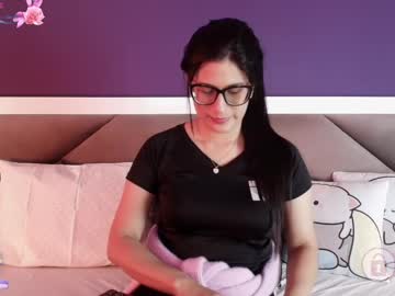 Carla_Leinier Chaturbate stream image from December 21, 2024