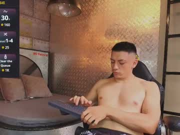 Damianphill Chaturbate stream image from December 21, 2024