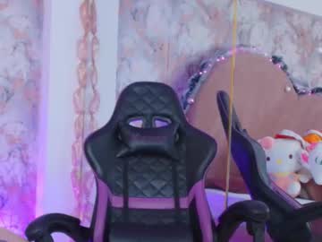 Lexaderuso Chaturbate stream image from December 21, 2024