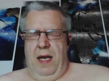 Para3214 Chaturbate stream image from December 21, 2024