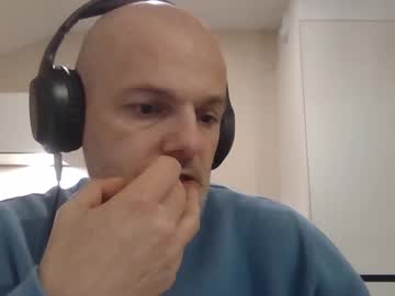 Whiteeaglesrb Chaturbate stream image from December 21, 2024