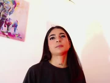 Aurashim Chaturbate stream image from December 21, 2024