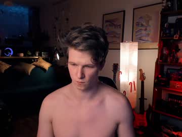 Brestonsweet Chaturbate stream image from December 21, 2024