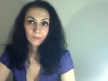 Frankieteasing Chaturbate stream image from December 21, 2024