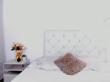 Hanna_Miilano Chaturbate stream image from December 21, 2024