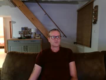 Jamesperry38r Chaturbate stream image from December 21, 2024