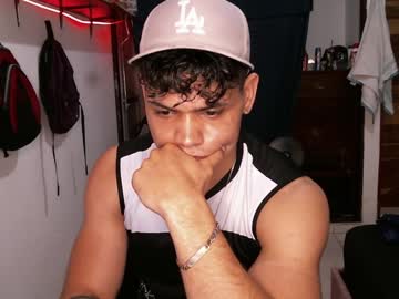 Liamtravis__1 Chaturbate stream image from December 21, 2024