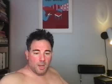 Lookingaroundtowntoo Chaturbate stream image from December 21, 2024
