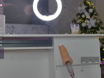 Luckystrikee_ Chaturbate stream image from December 21, 2024