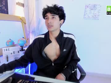 Narem_Brook Chaturbate stream image from December 21, 2024